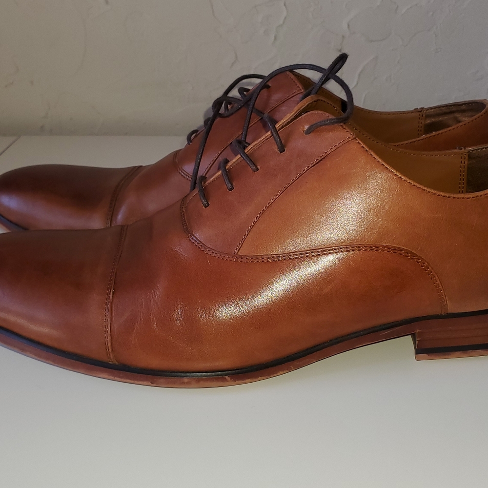 Aldo cap toe oxford shoes